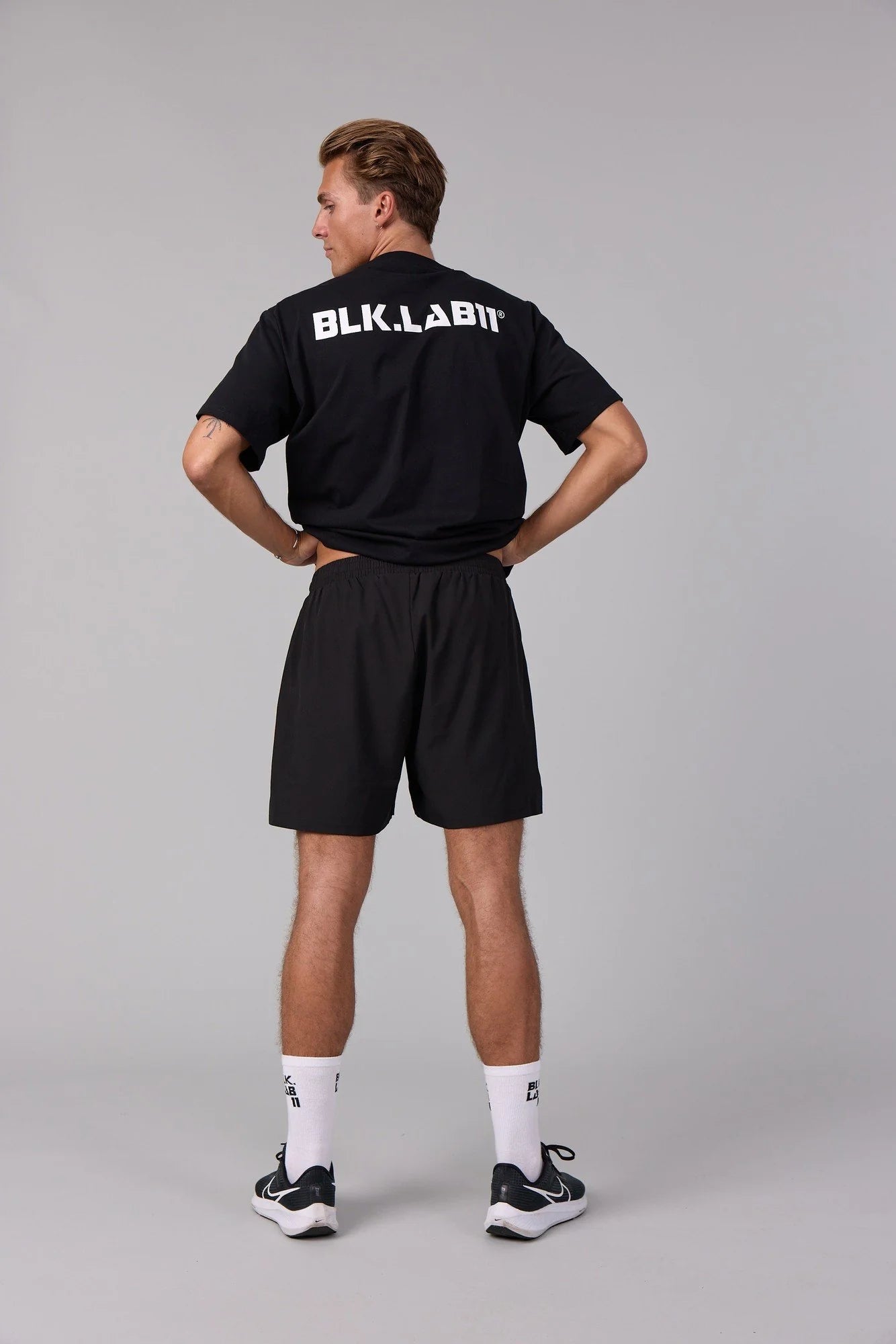 11ESSENTIAL ACTIVE SET